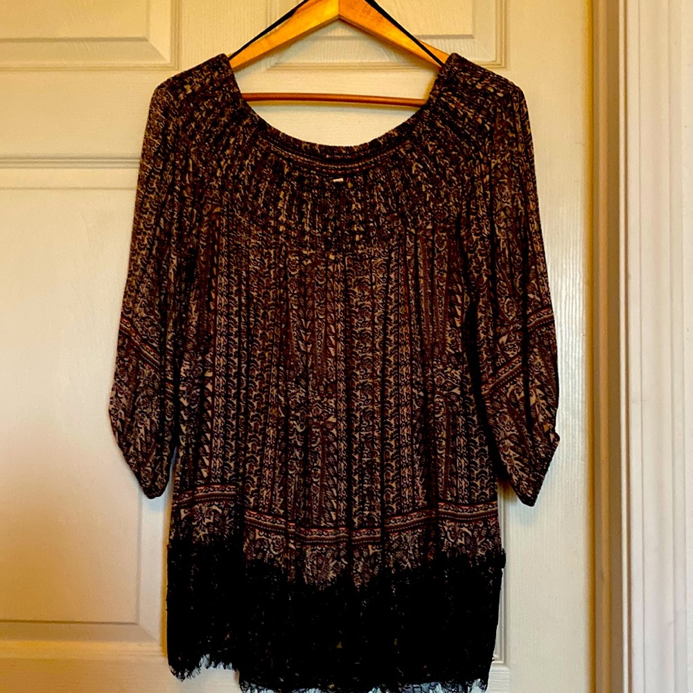 Scoop neck blouse